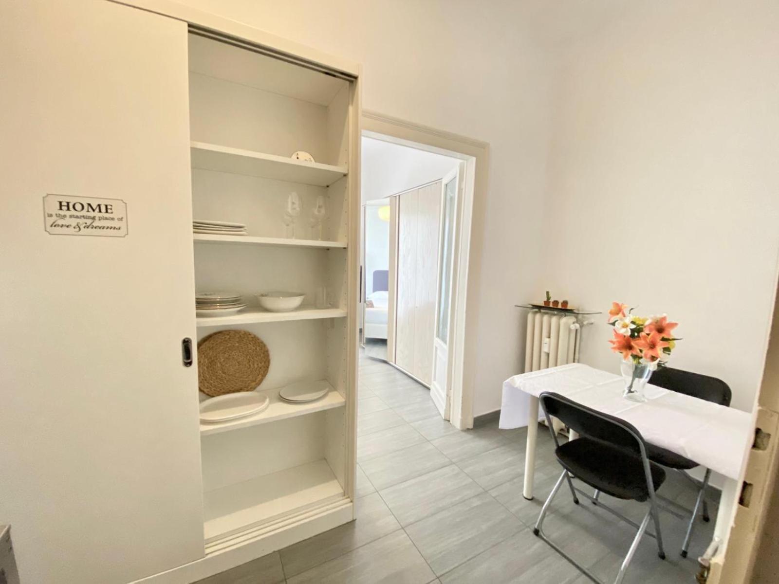 Porta-Venezia/Milano CentraleLuxury Apartment Buitenkant foto
