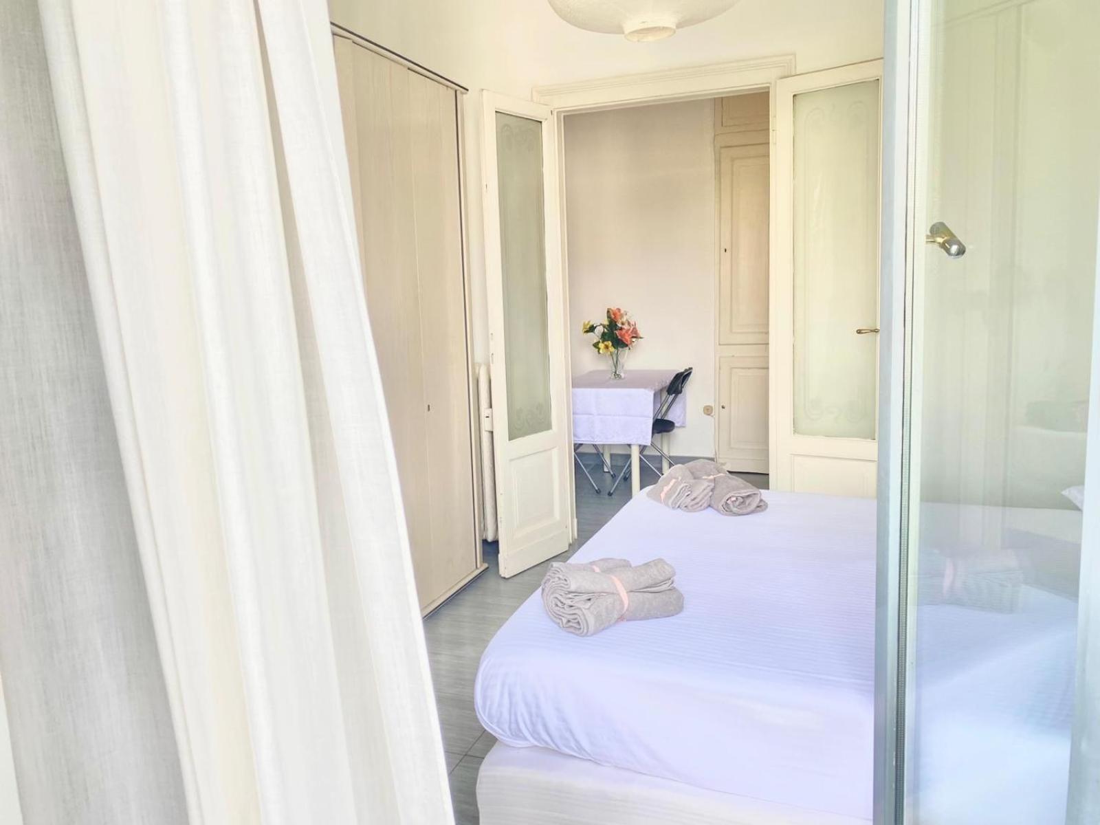 Porta-Venezia/Milano CentraleLuxury Apartment Buitenkant foto