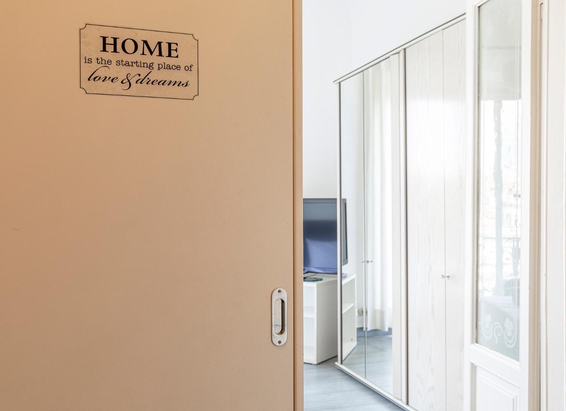 Porta-Venezia/Milano CentraleLuxury Apartment Buitenkant foto